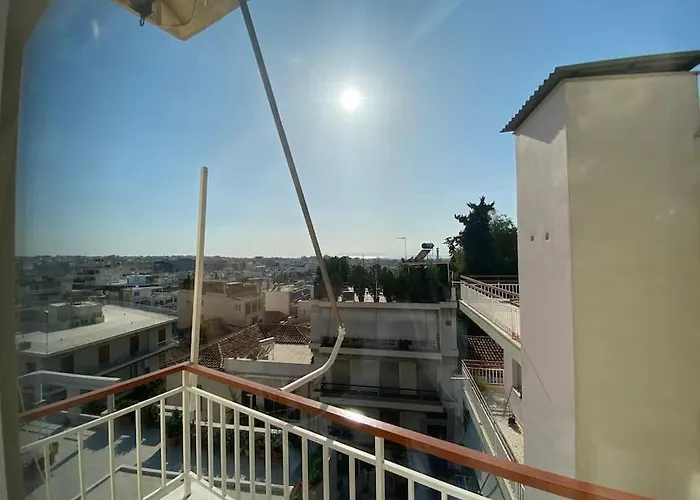 2-Bedroom Apartment In Athina