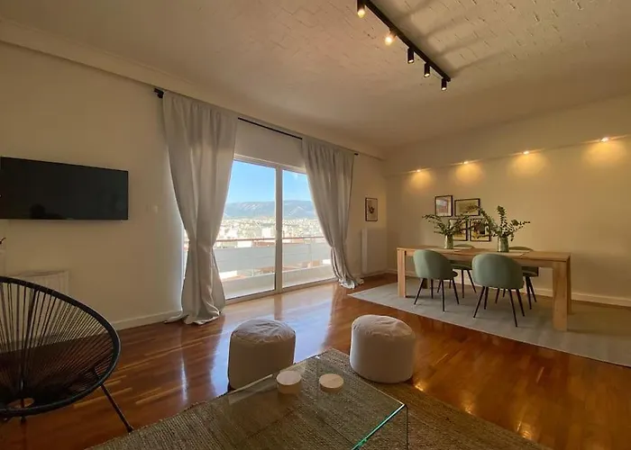 2-Bedroom Apartment In Athina