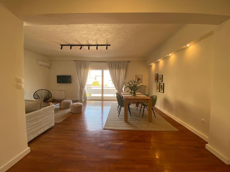 2-bedroom In Athina Apartamento *